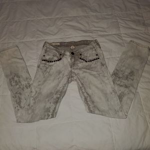 Decree size 3 juniors acid wash super skinny jeans